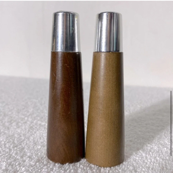 Vintage MCM Wood  Salt & Pepper Shakers - Picture 6 of 8